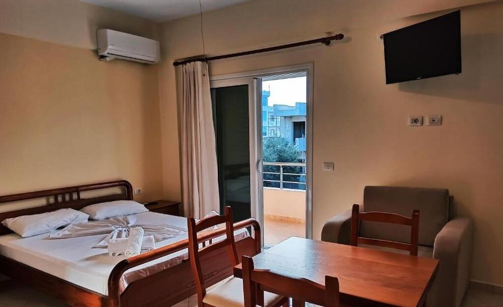 Vila Mihasi Ksamil Esterno foto